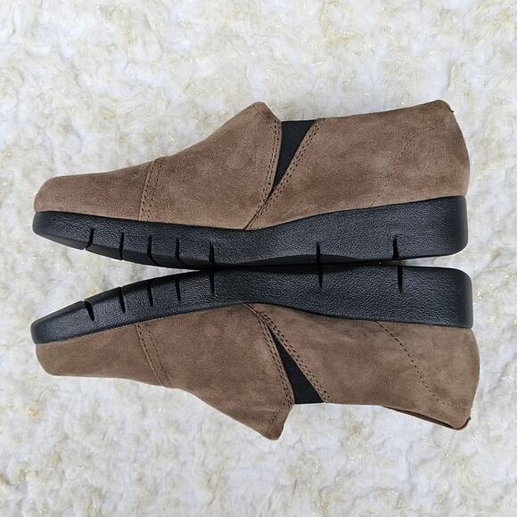 Tan Suede Sport Moc Clarks Daelyn Monarch Moccasins Size 6 Casual Leather Loafer - Picture 13 of 13